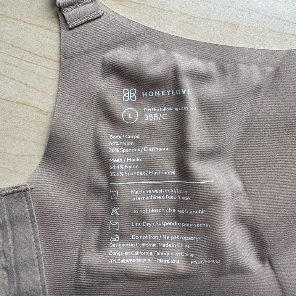 Set of two Honeylove Crossover Bras - Picture 4 of 5
